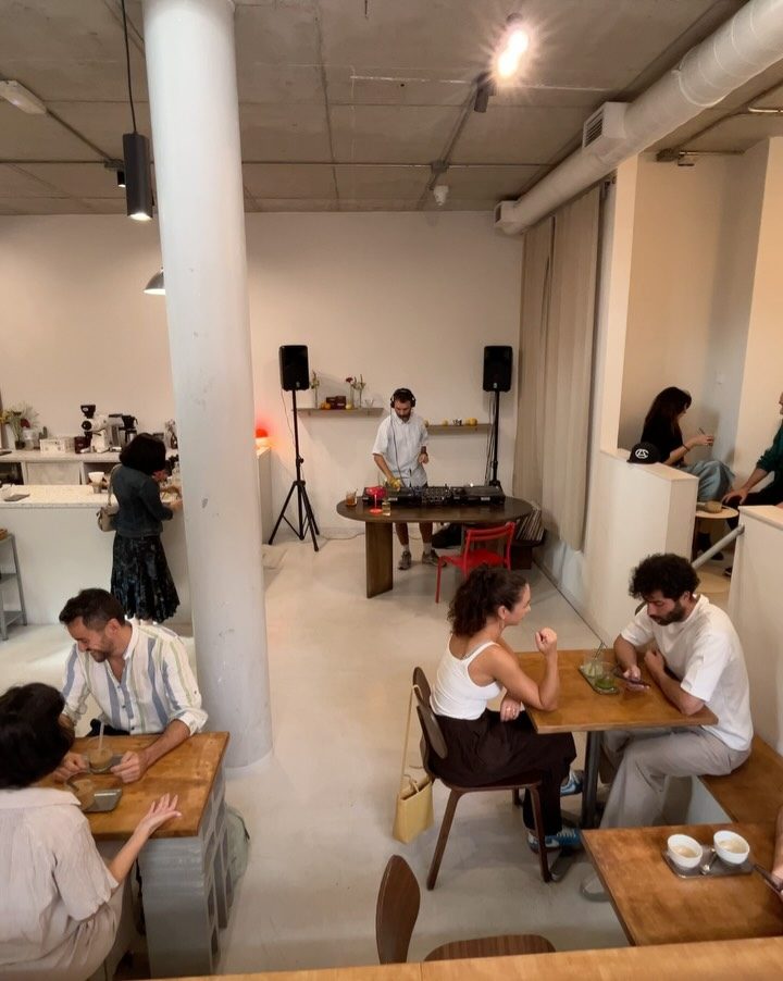 Instagram post from hiday.coffee. This post is in position 7.