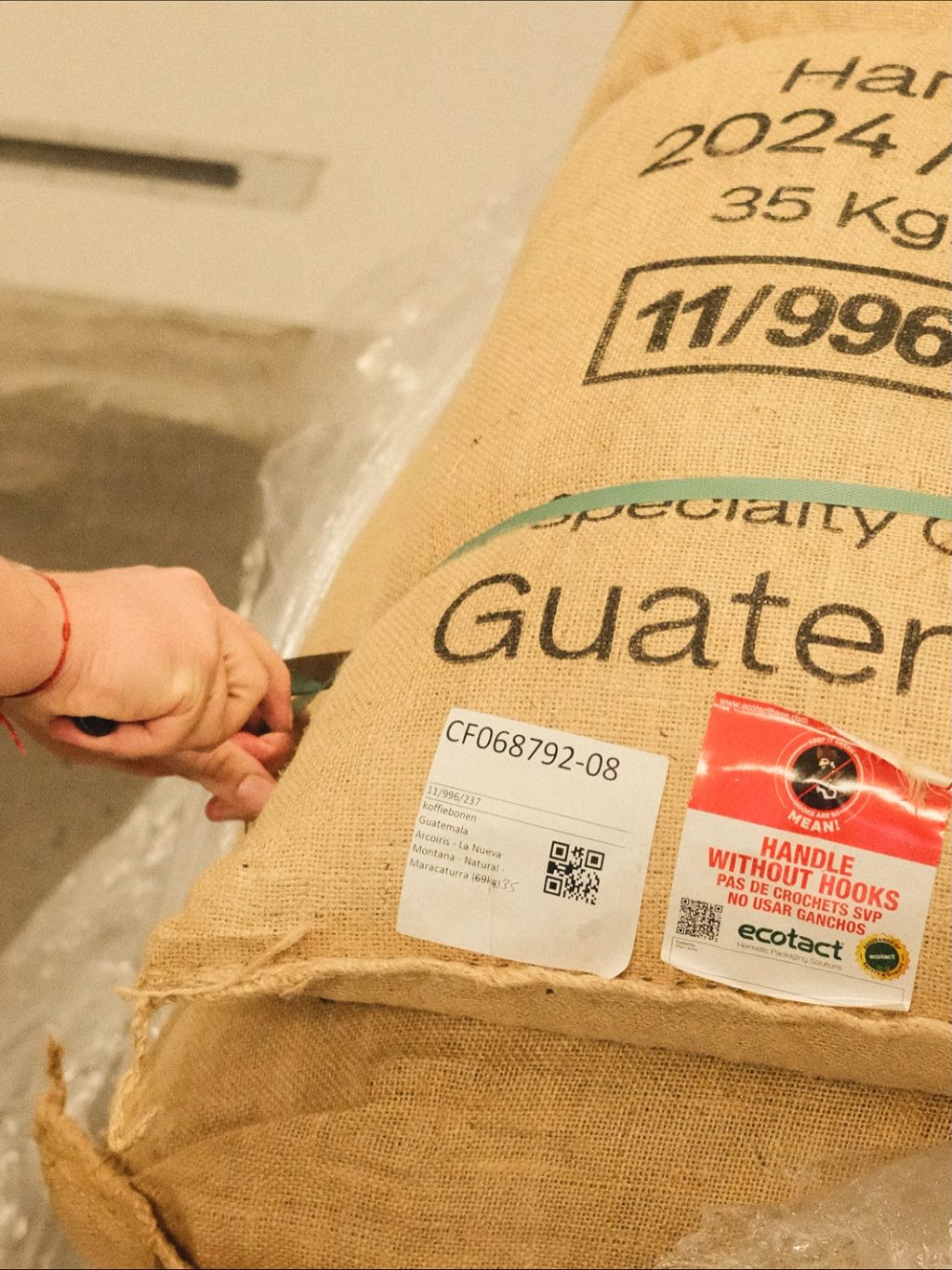 Instagram post from hiday.coffee. This post is in position 2.